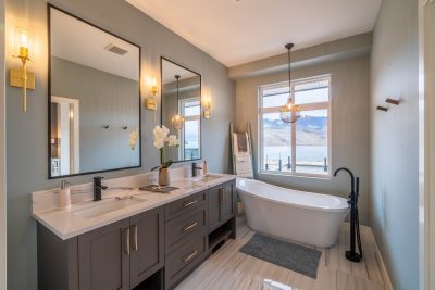 An ensuite bath with a view of Kamloops Lake BC